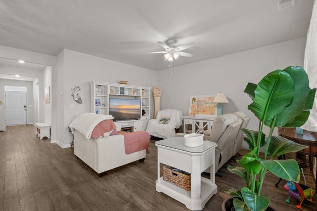 219 Pin Oak Dr., Murrells Inlet, SC 29576