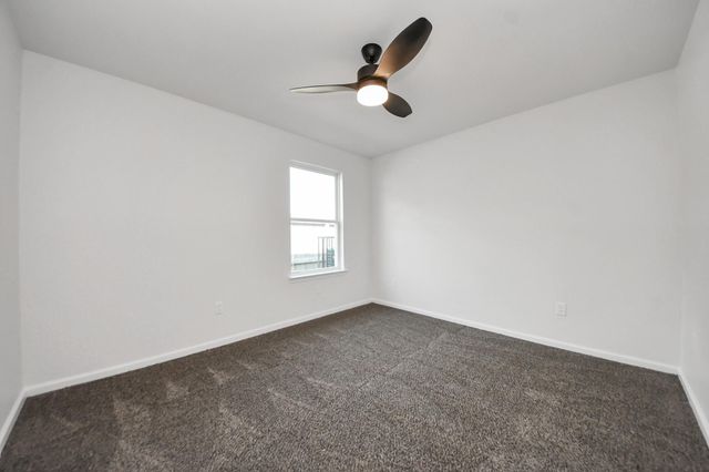 51 Road 5214, Cleveland, TX 77327