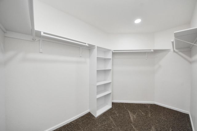 51 Road 5214, Cleveland, TX 77327