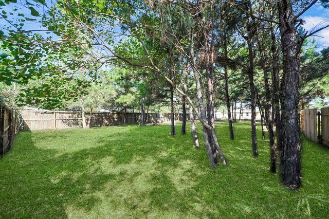 51 Road 5214, Cleveland, TX 77327