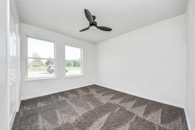 51 Road 5214, Cleveland, TX 77327