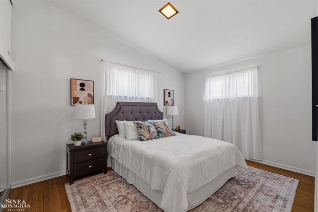 22425 Sunnyside Street, Saint Clair Shores, MI 48080