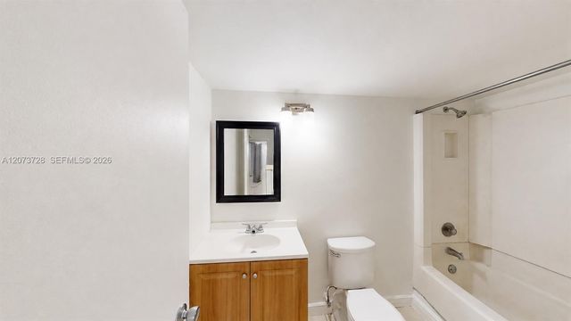 14201 N Kendall Drive 401D, Miami, FL 33186