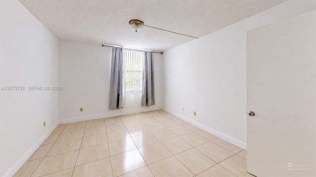 14201 N Kendall Drive 401D, Miami, FL 33186