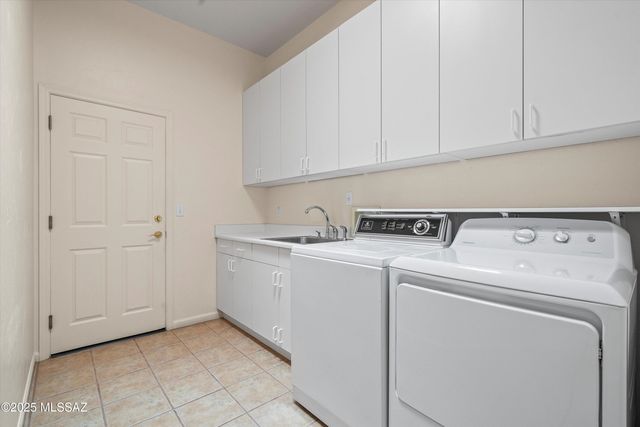 1489 W Bridalveil Place, Oro Valley, AZ 85737