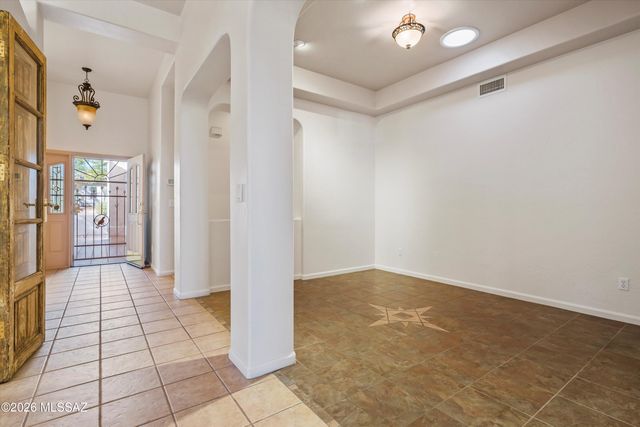 1489 W Bridalveil Place, Oro Valley, AZ 85737