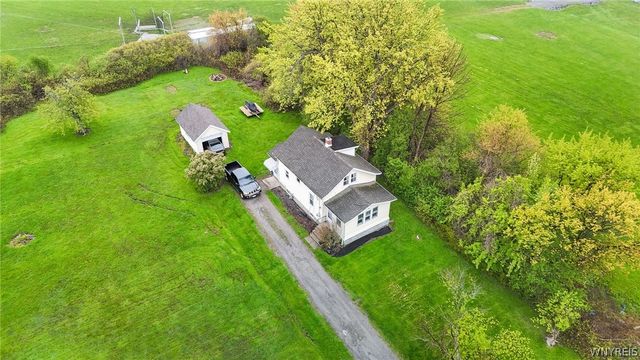 3449 Big Tree Road, Hamburg, NY 14075