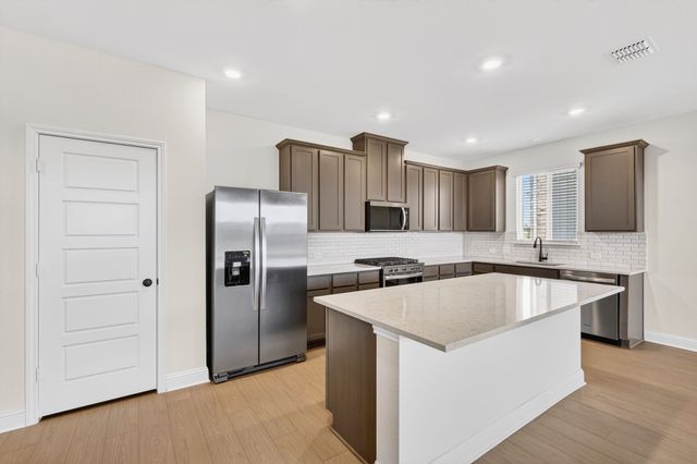 125 Gallegos Drive, Aledo, TX 76008