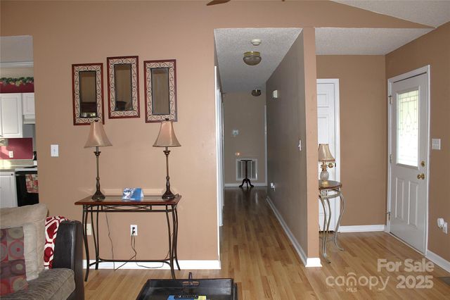 711 Braemore Court NW, Conover, NC 28613