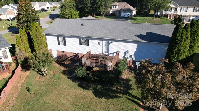 711 Braemore Court NW, Conover, NC 28613