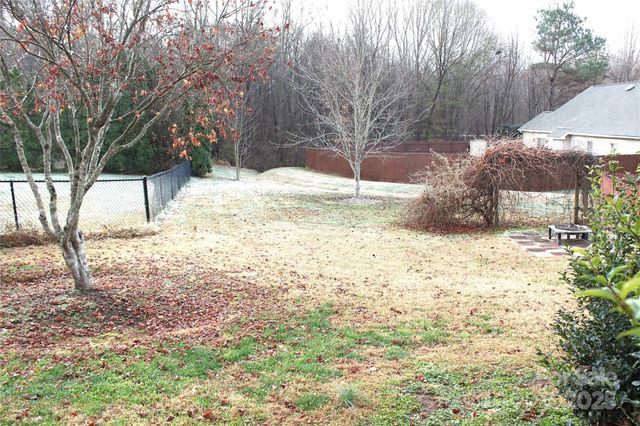 711 Braemore Court NW, Conover, NC 28613