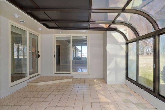 1950 S Farm Road 199, Springfield, MO 65809