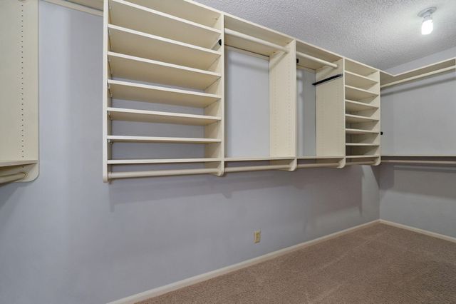 1950 S Farm Road 199, Springfield, MO 65809