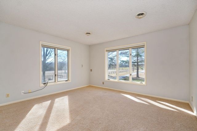 1950 S Farm Road 199, Springfield, MO 65809