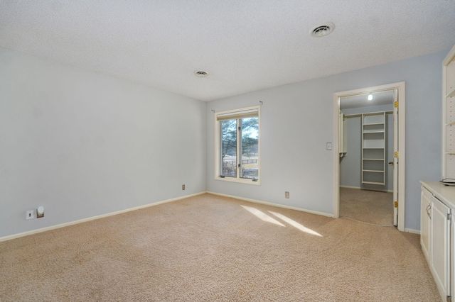 1950 S Farm Road 199, Springfield, MO 65809