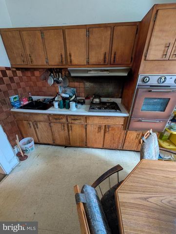 6731 N 18TH ST, Philadelphia, PA 19126