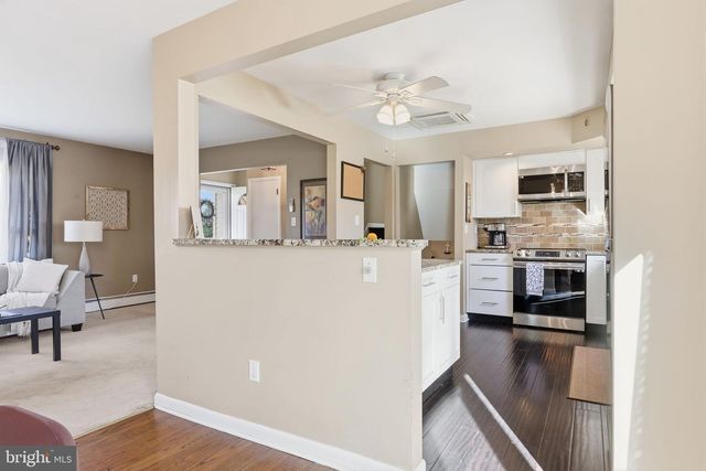 5 PATRICK LN, Yardley, PA 19067