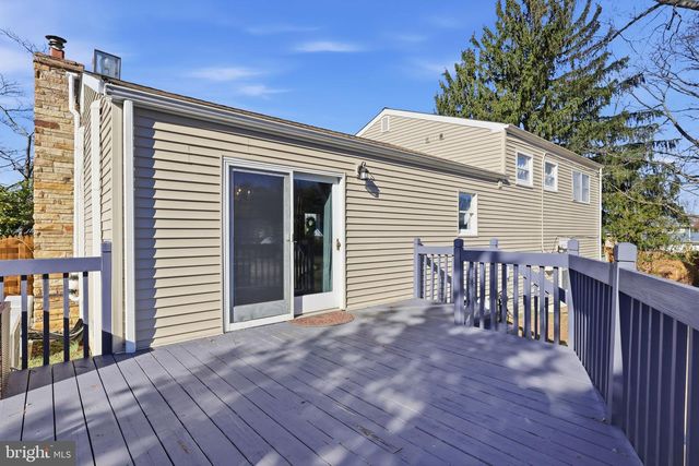 5 PATRICK LN, Yardley, PA 19067