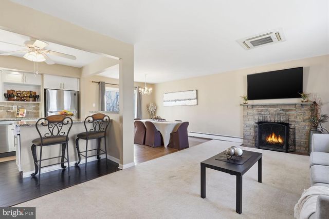 5 PATRICK LN, Yardley, PA 19067