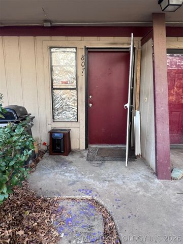 2211 E 66th Place S 807, Tulsa, OK 74119