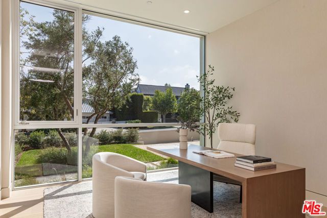 634 Moreno Avenue, Los Angeles, CA 90049