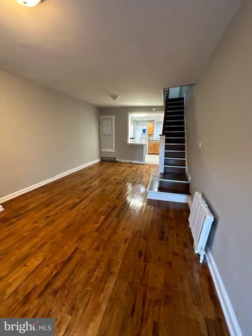 1528 W OAKDALE ST, Philadelphia, PA 19132
