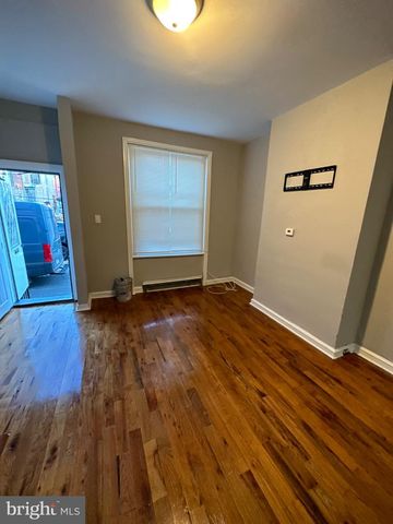 1528 W OAKDALE ST, Philadelphia, PA 19132