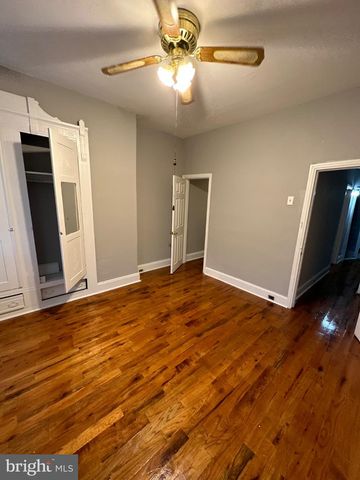 1528 W OAKDALE ST, Philadelphia, PA 19132