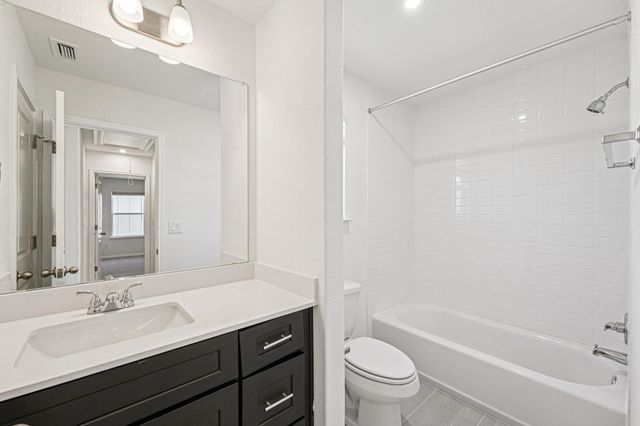 500 Young ST, Buda, TX 78610