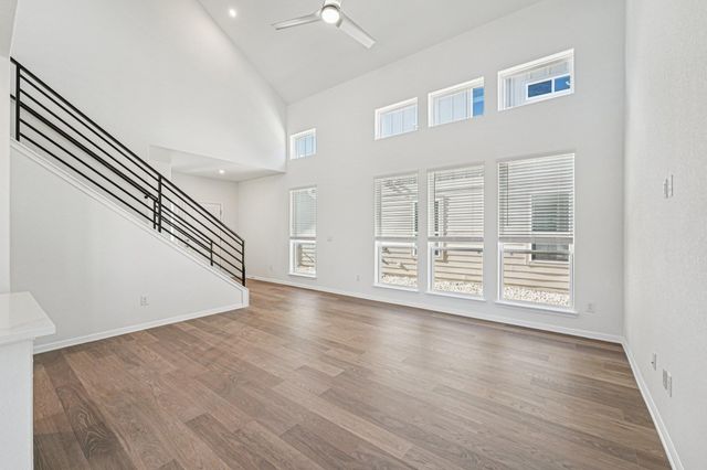 500 Young ST, Buda, TX 78610