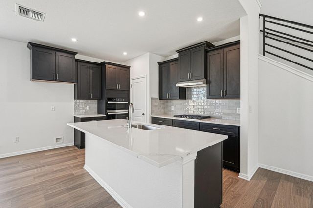 500 Young ST, Buda, TX 78610