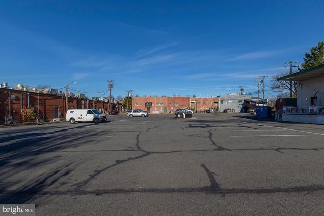 7119 COLUMBIA PIKE, Annandale, VA 22003