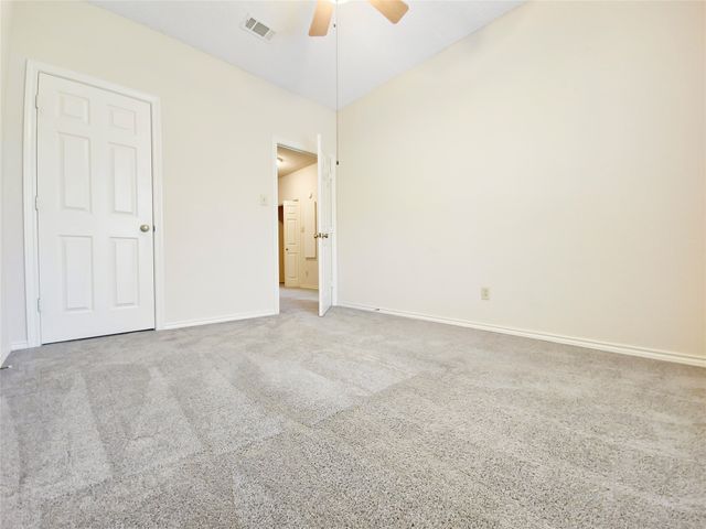 422 W Oak Street, Weatherford, TX 76086