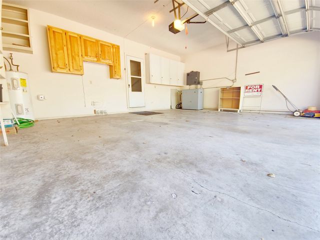 422 W Oak Street, Weatherford, TX 76086