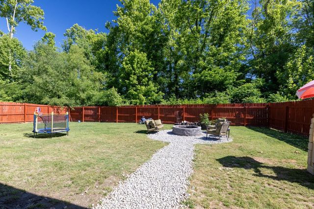 5132 SHELLBACK DR, Millington, TN 38053