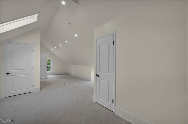 1555 W Market Street, Akron, OH 44313