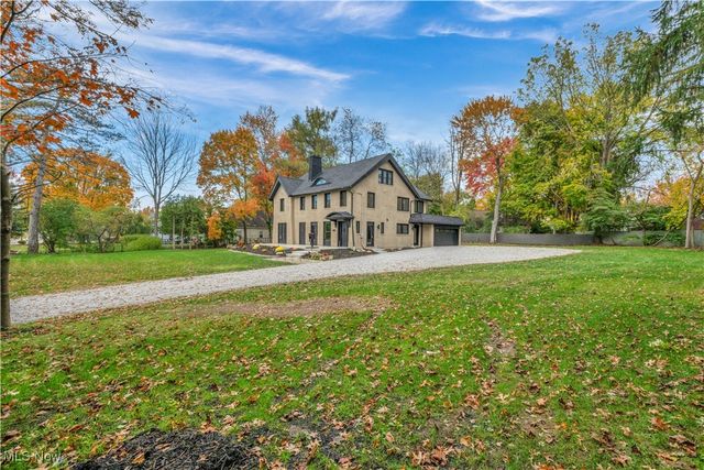 1555 W Market Street, Akron, OH 44313