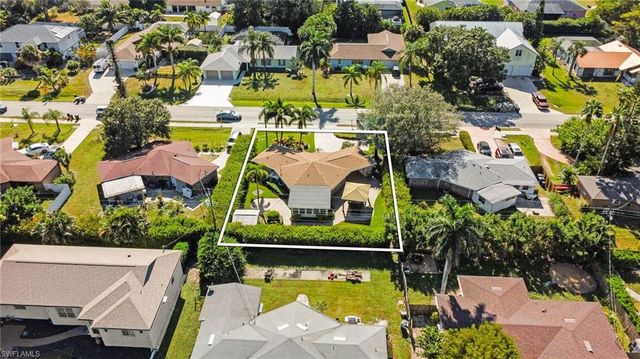 9817 Pennsylvania AVE, Bonita Springs, FL 34135