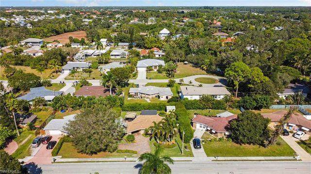 9817 Pennsylvania AVE, Bonita Springs, FL 34135