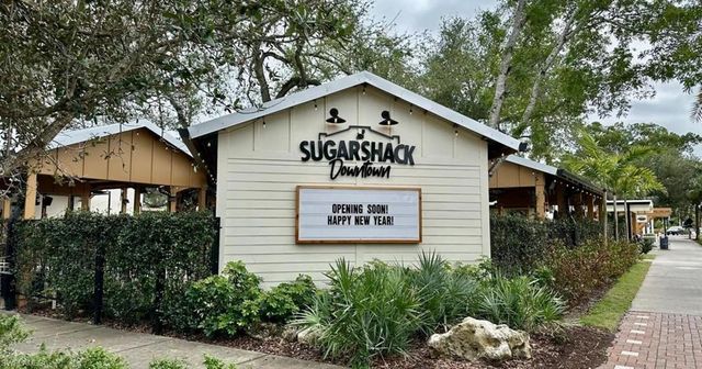 9817 Pennsylvania AVE, Bonita Springs, FL 34135