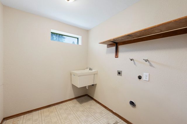 1108 S Mica Park Dr, Spokane Valley, WA 99206