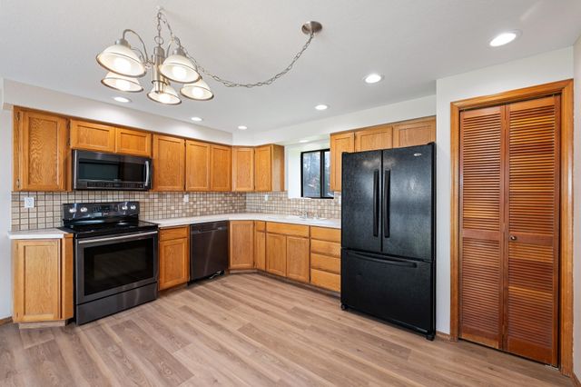 1108 S Mica Park Dr, Spokane Valley, WA 99206