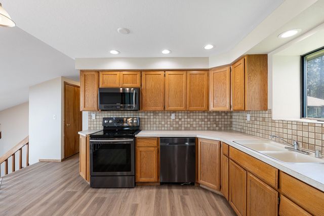 1108 S Mica Park Dr, Spokane Valley, WA 99206