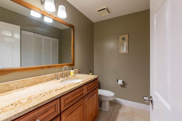 1599 Woodbridge Lakes Circle, West Palm Beach, FL 33406