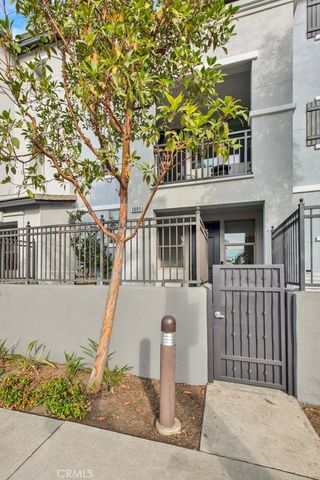 3009 E Pacific Coast, Signal Hill, CA 90804