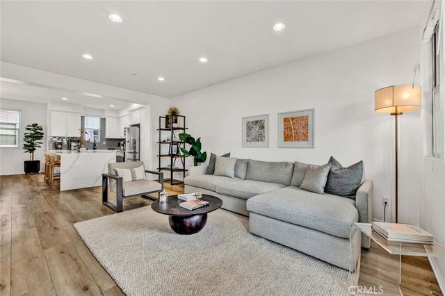 3009 E Pacific Coast, Signal Hill, CA 90804