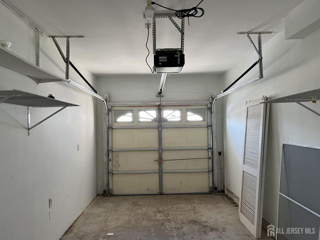 22 N Whittier Street B, Carteret, NJ 07008