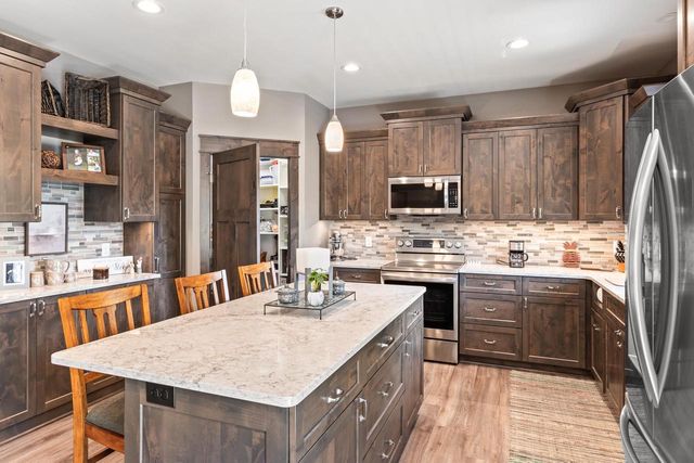 309 Drumlin Loop, Ripon, WI 54971