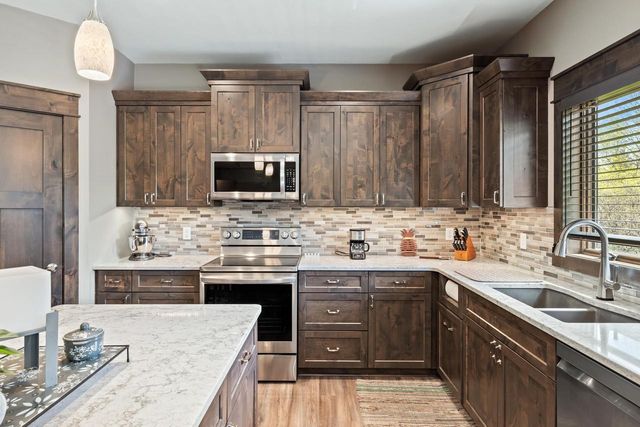 309 Drumlin Loop, Ripon, WI 54971