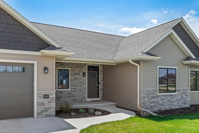 309 Drumlin Loop, Ripon, WI 54971